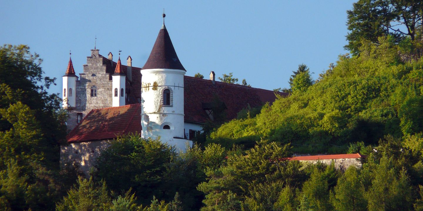 Schloss Neidstein, som Nicolas Cage kjøpte i 2006