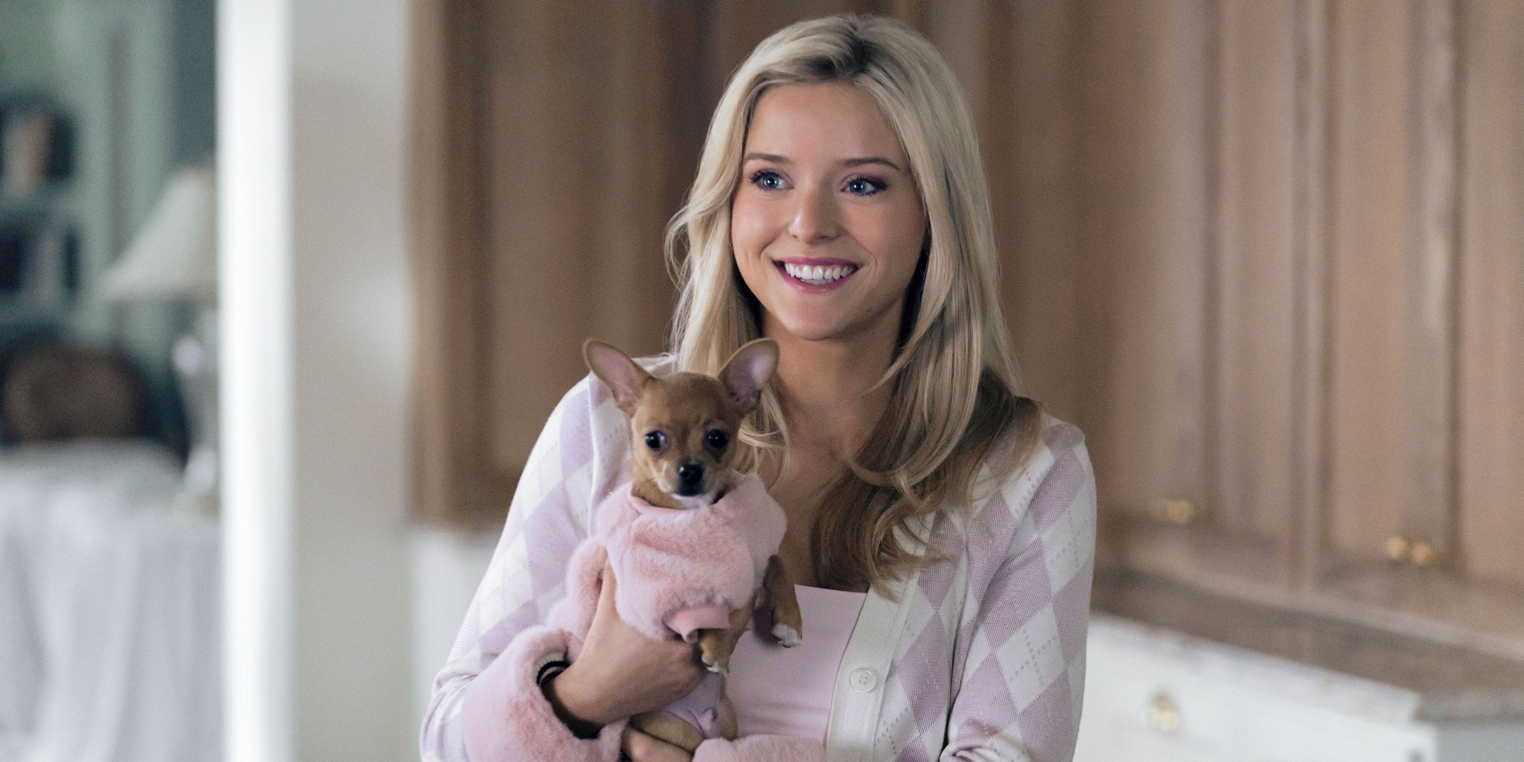 Lexi Minetree i Elle sesong 1