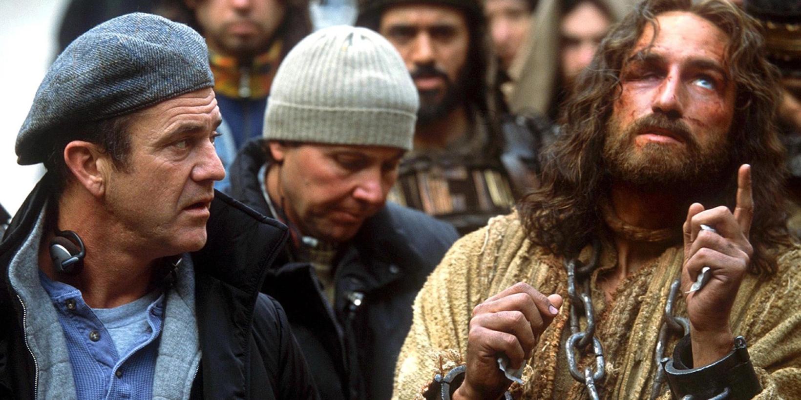 Mel Gibson og Jim Caviezel på settet til The Passion of the Christ