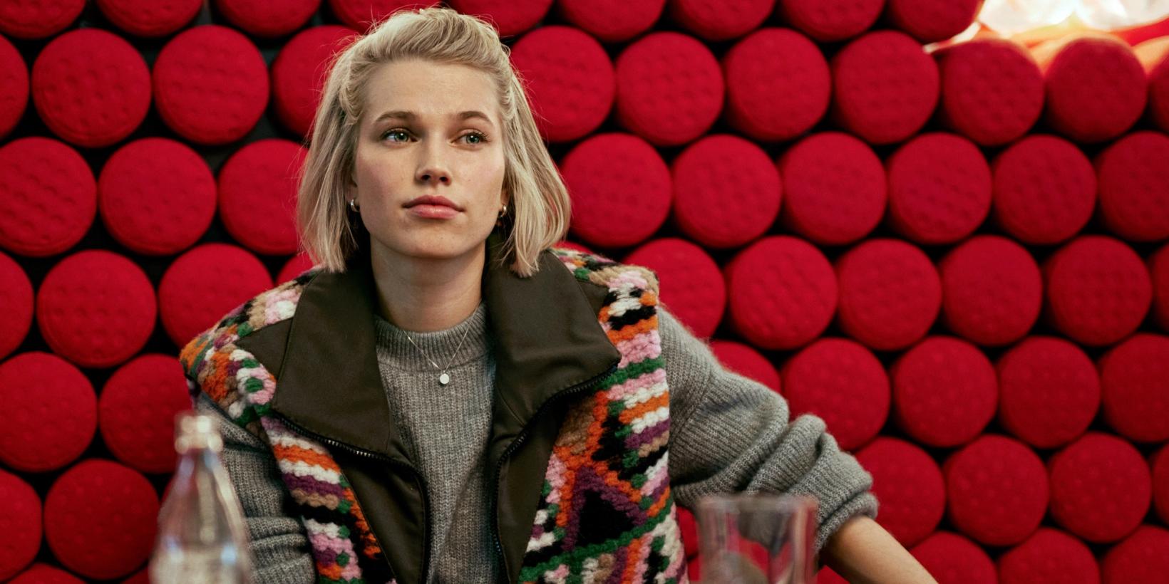 Thea Sofie Loch Næss i Julestorm