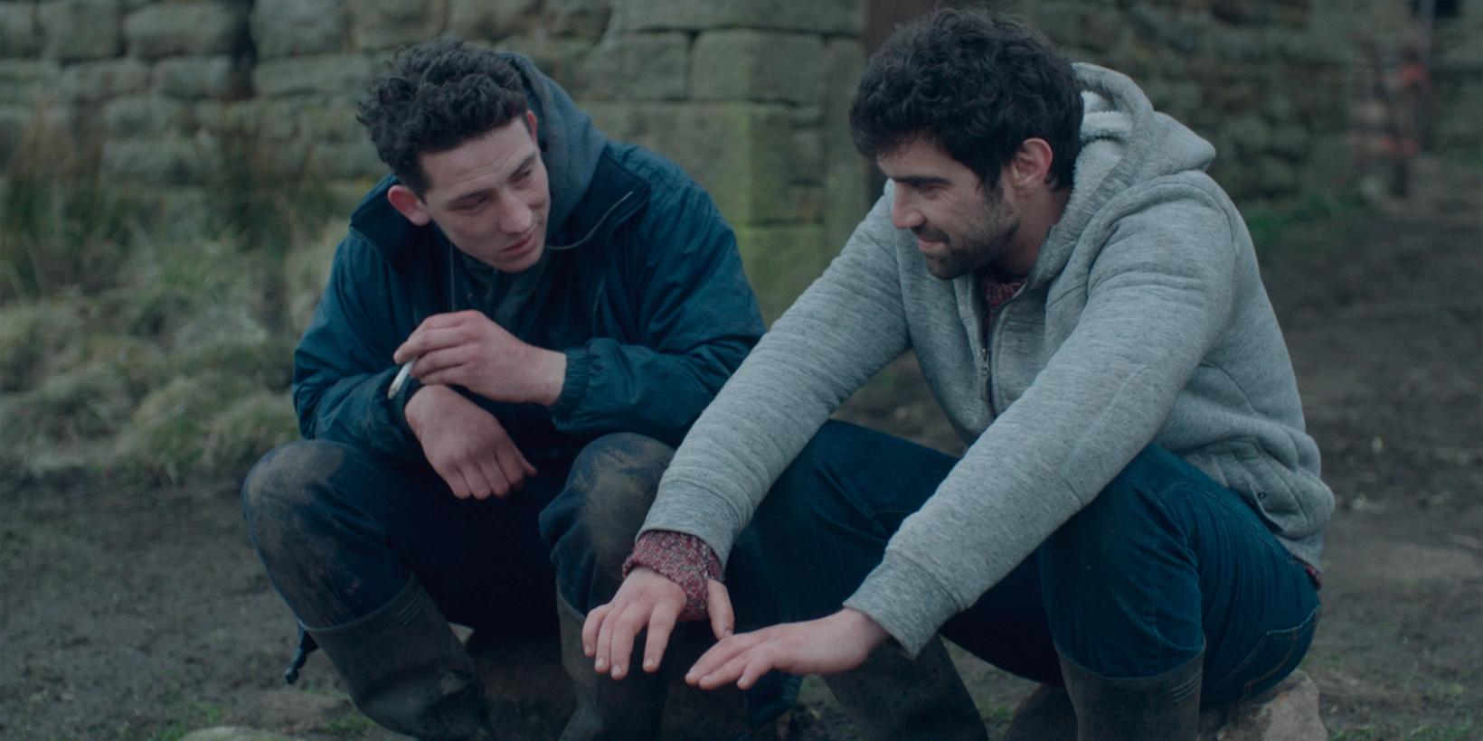 Josh O'Connor og Alec Secareanu i God's Own Country