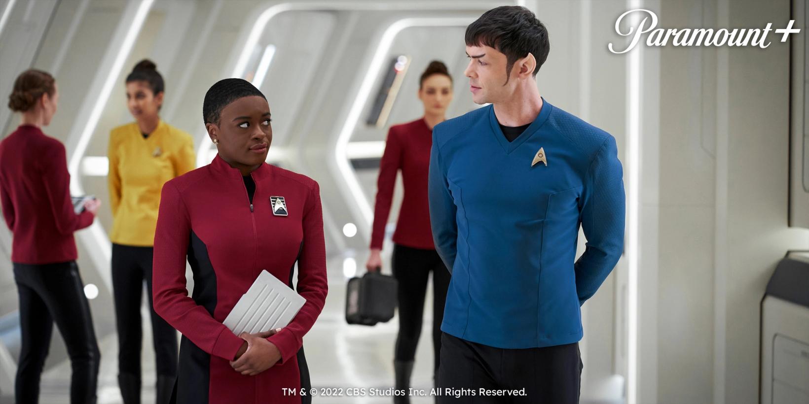 Star Trek: Strange New Worlds med Paramount+-logo og legal lines