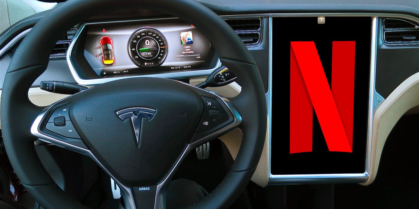 Tesla med Netflix-app