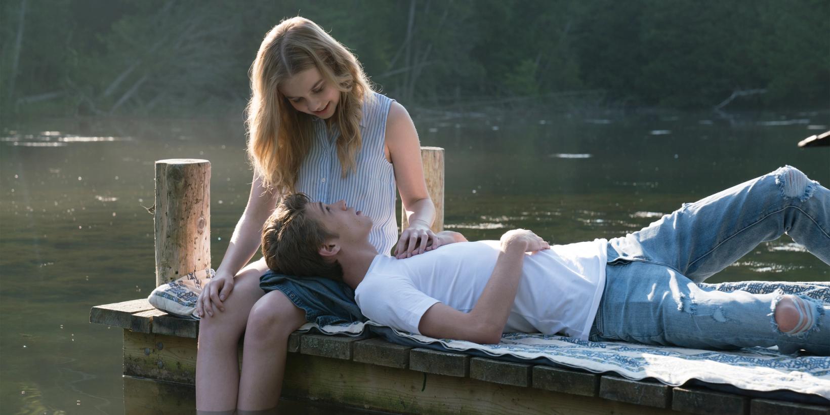 Angourie Rice og Colin Ford i Every Day
