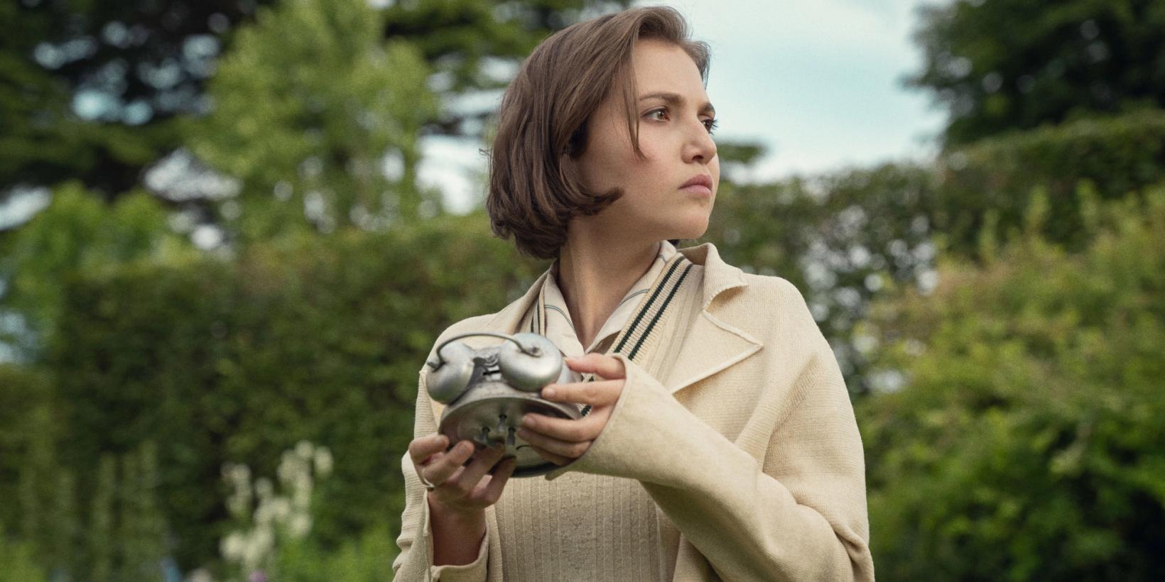 Stillbilde fra Agatha Christies Syv urskiver/Agatha Christie's Seven Dials