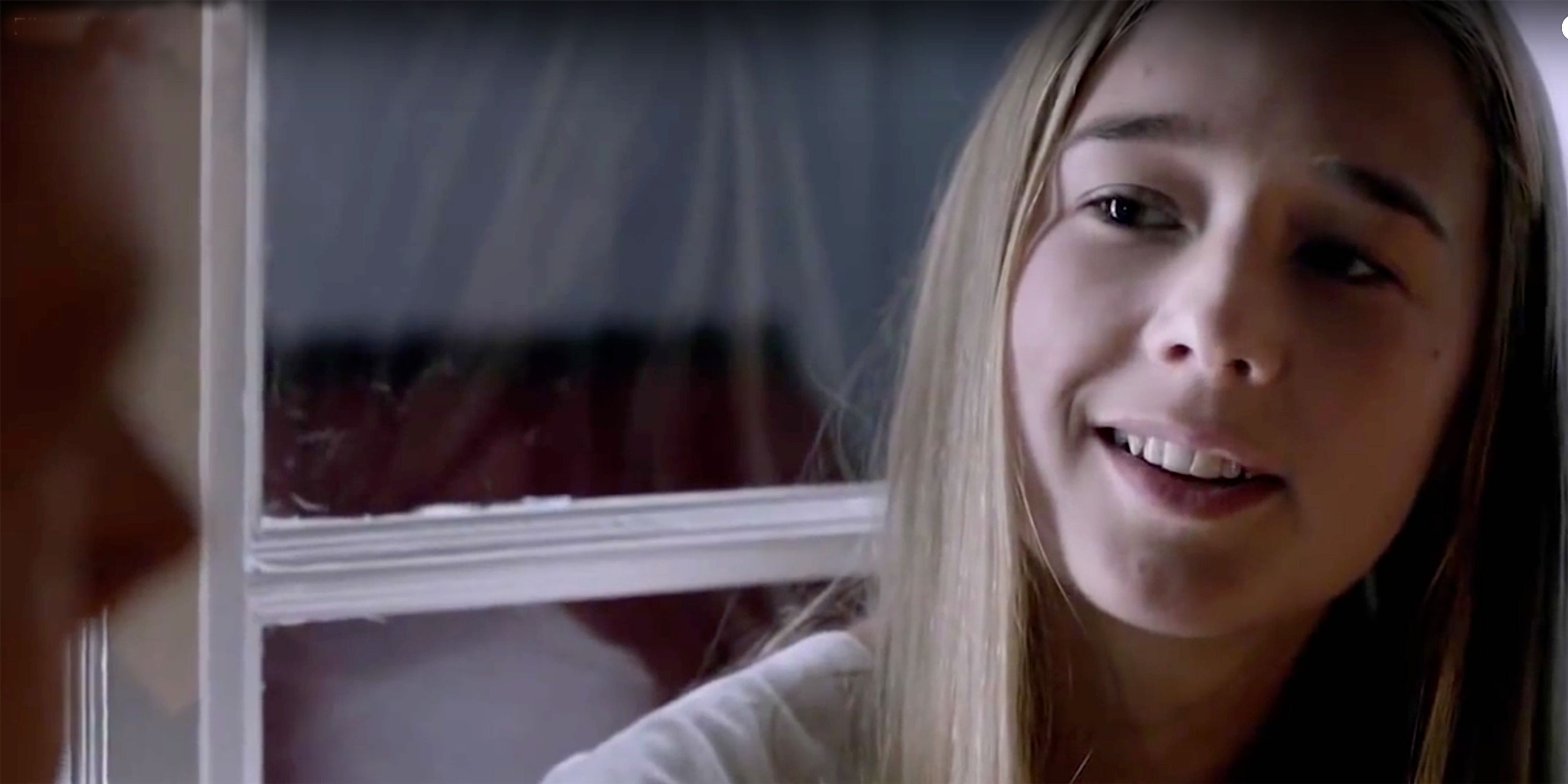 Alba August i Förtroligheten