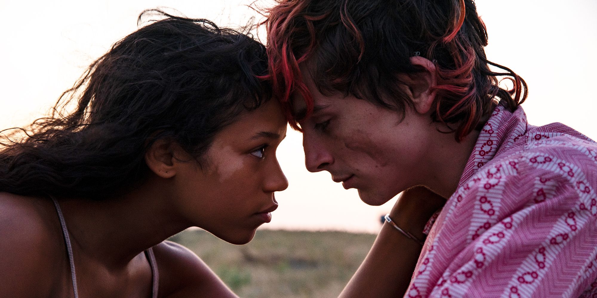 Taylor Russell og Timothée Chalamet i Bones and All