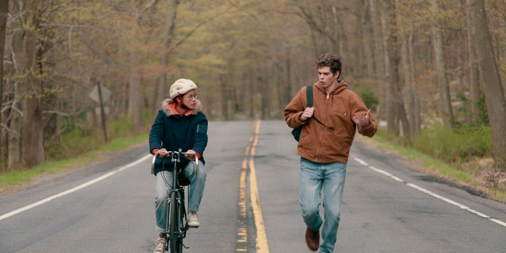 Leah Lewis og Daniel Diemer i The Half Of It