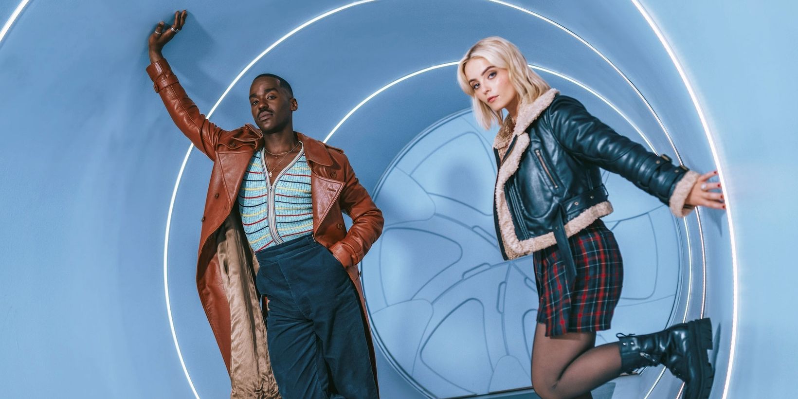 Ncuti Gatwa og Millie Gibson i Doctor Who sesong 15