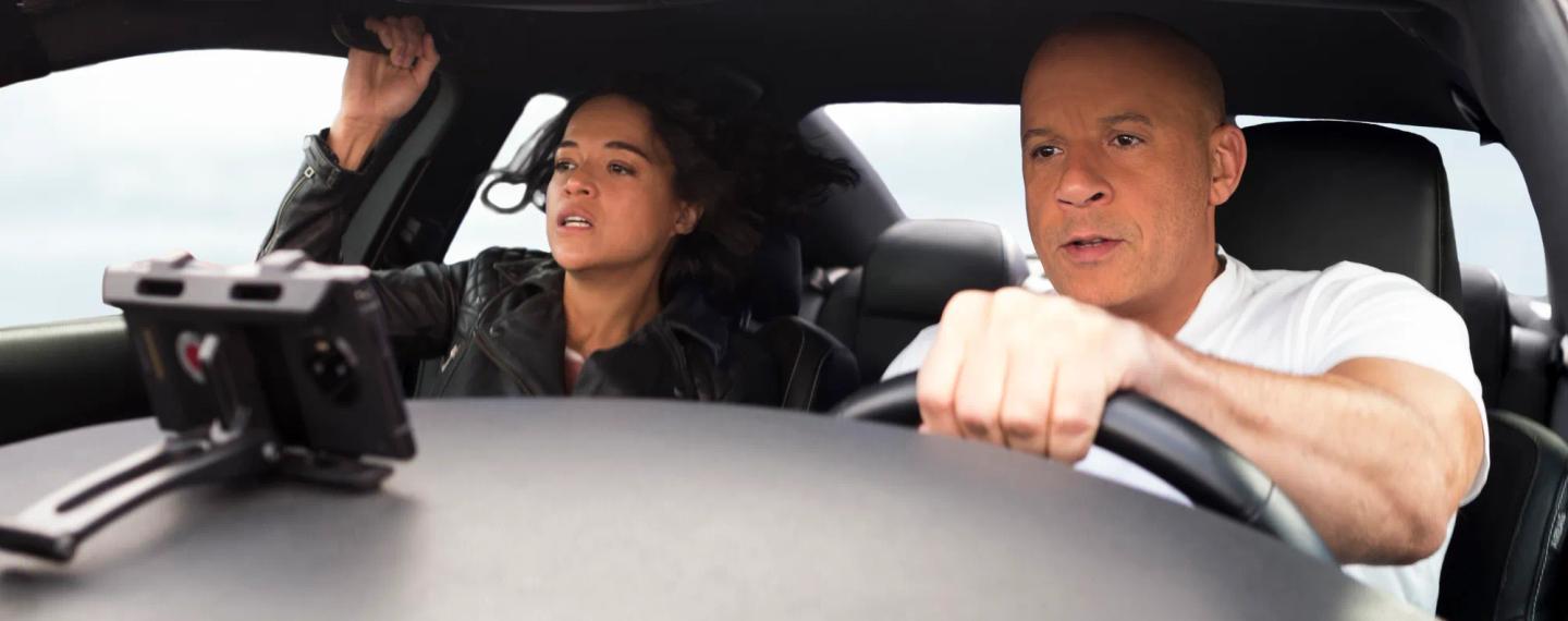 Vin Diesel, Michelle Rodriguez are posing for a picture