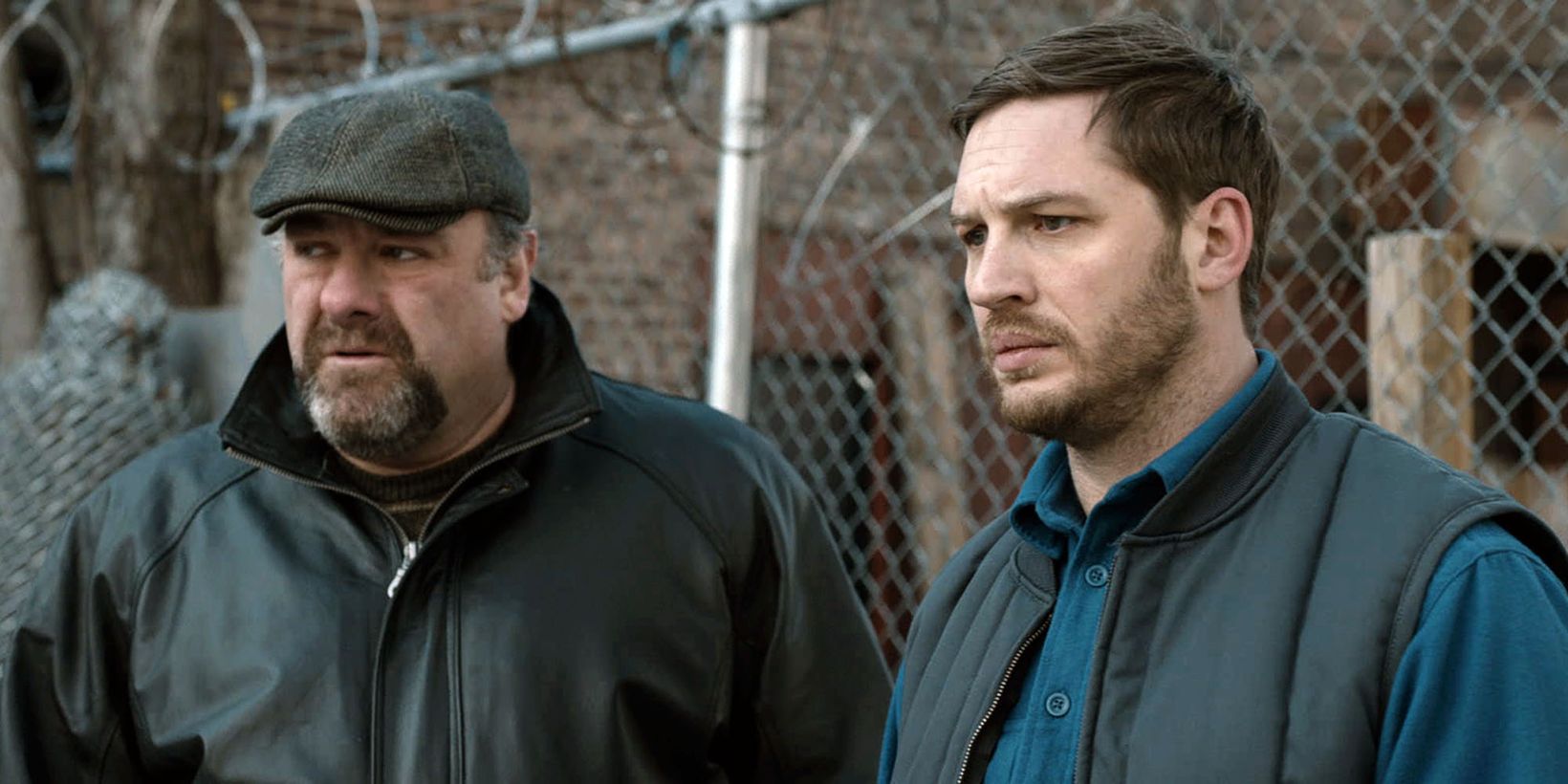 James Gandolfini og Tom Hardy i The Drop
