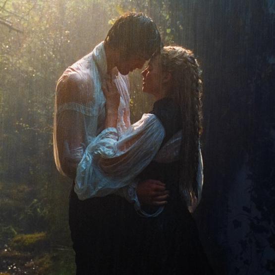 Jacob Elordi og Margot Robbie i "Wuthering Heights" (2026)