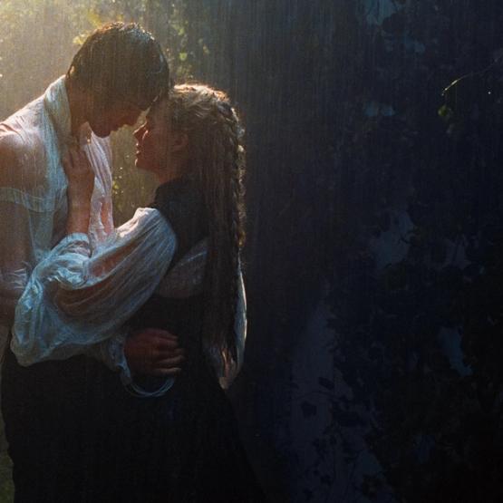 Jacob Elordi og Margot Robbie i "Wuthering Heights" (2026)