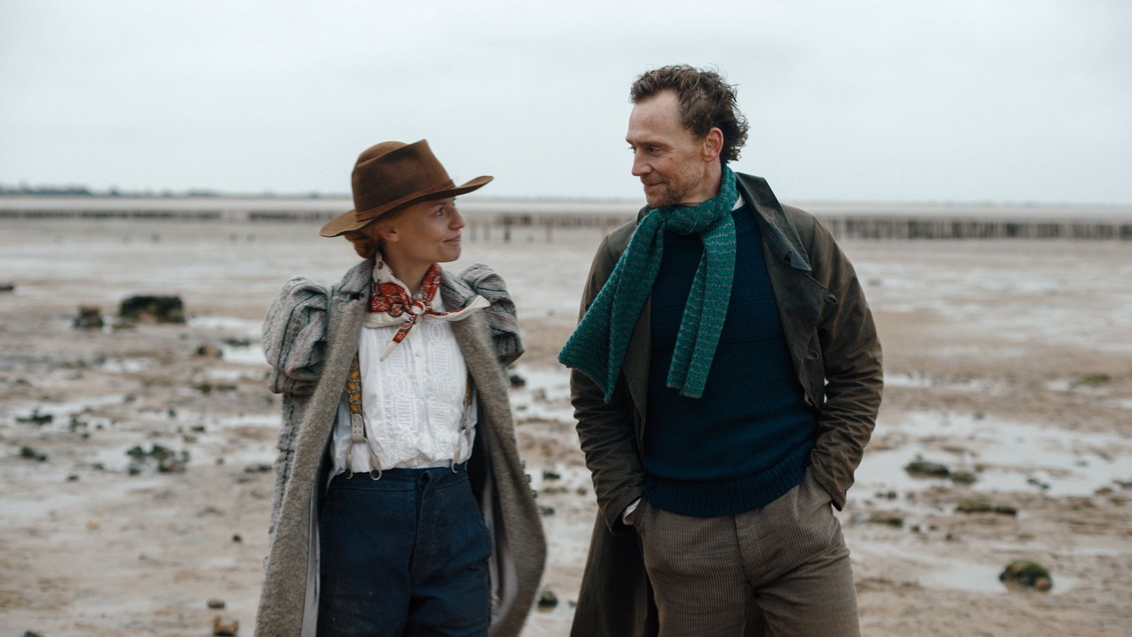 Claire Danes og Tom Hiddleston i The Essex Serpent