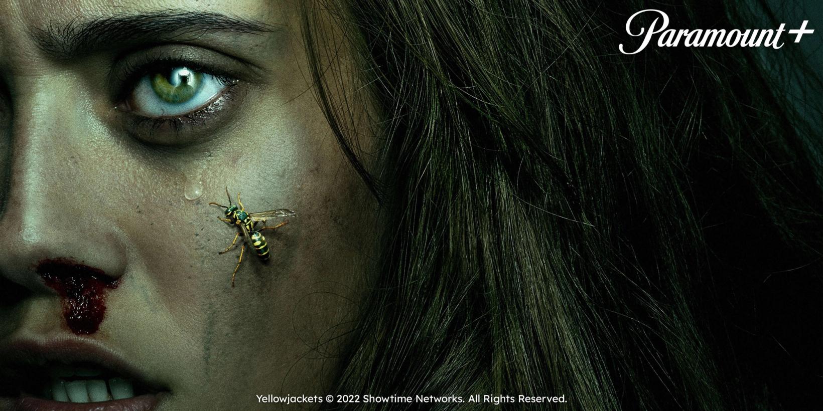 Yellowjackets, med Paramount+-logo og legal line