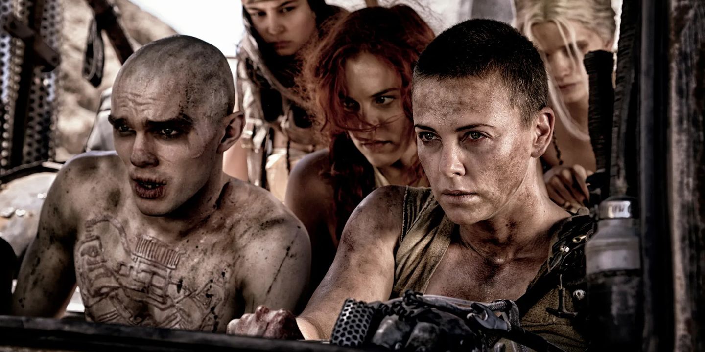 Nicholas Hoult og Charlize Theron i Mad Max: Fury Road