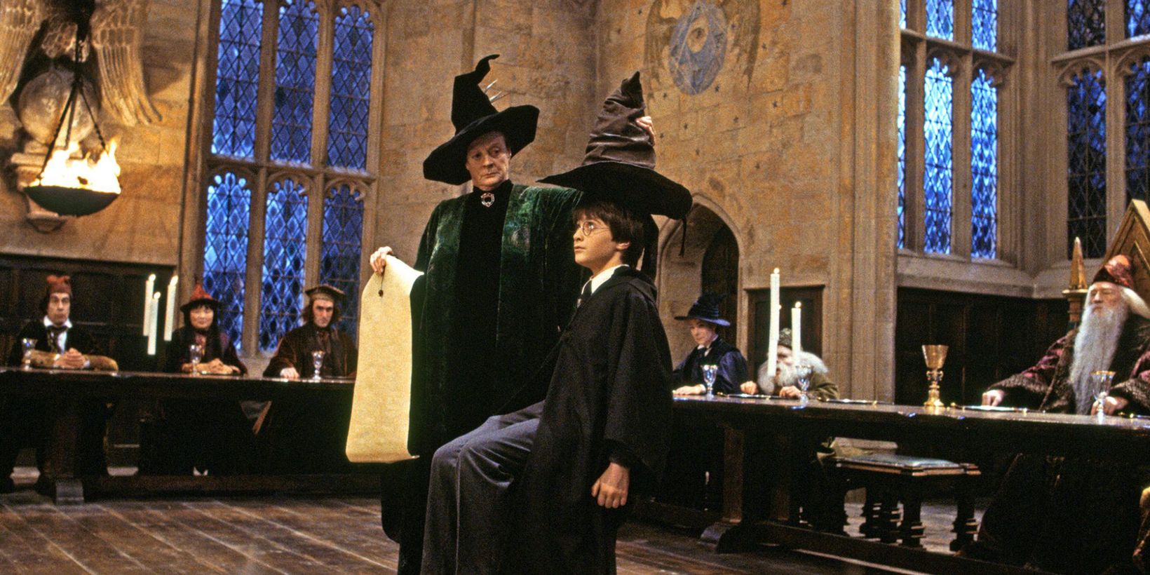 Daniel Radcliffe og Maggie Smith i Harry Potter og de vises stein