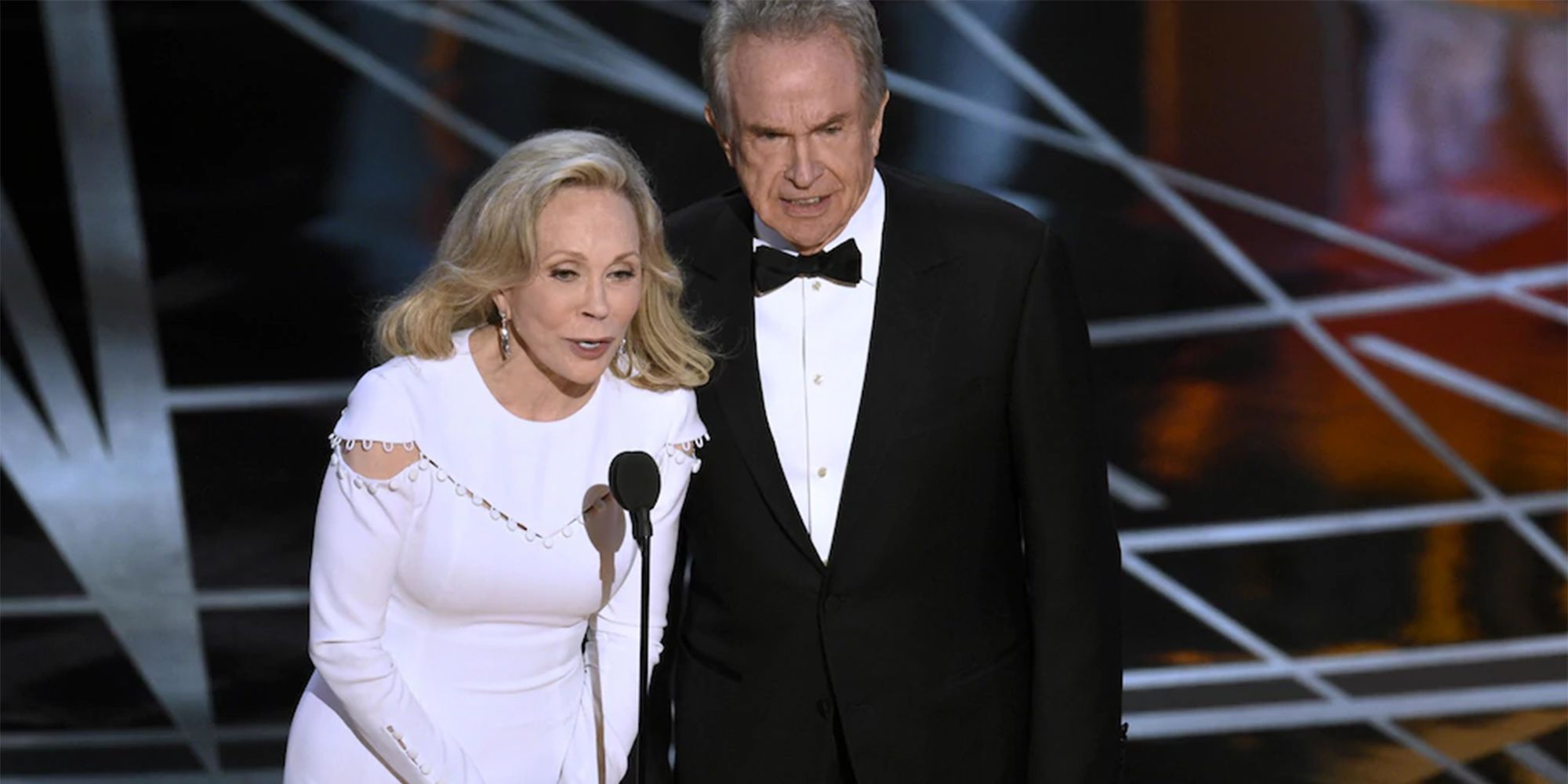 Faye Dunaway og Warren Beatty annonserer feil vinner