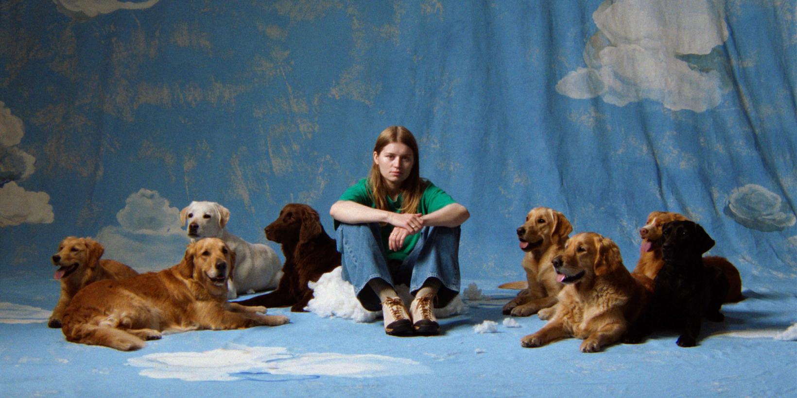 Marie Ulven i Lave forventninger