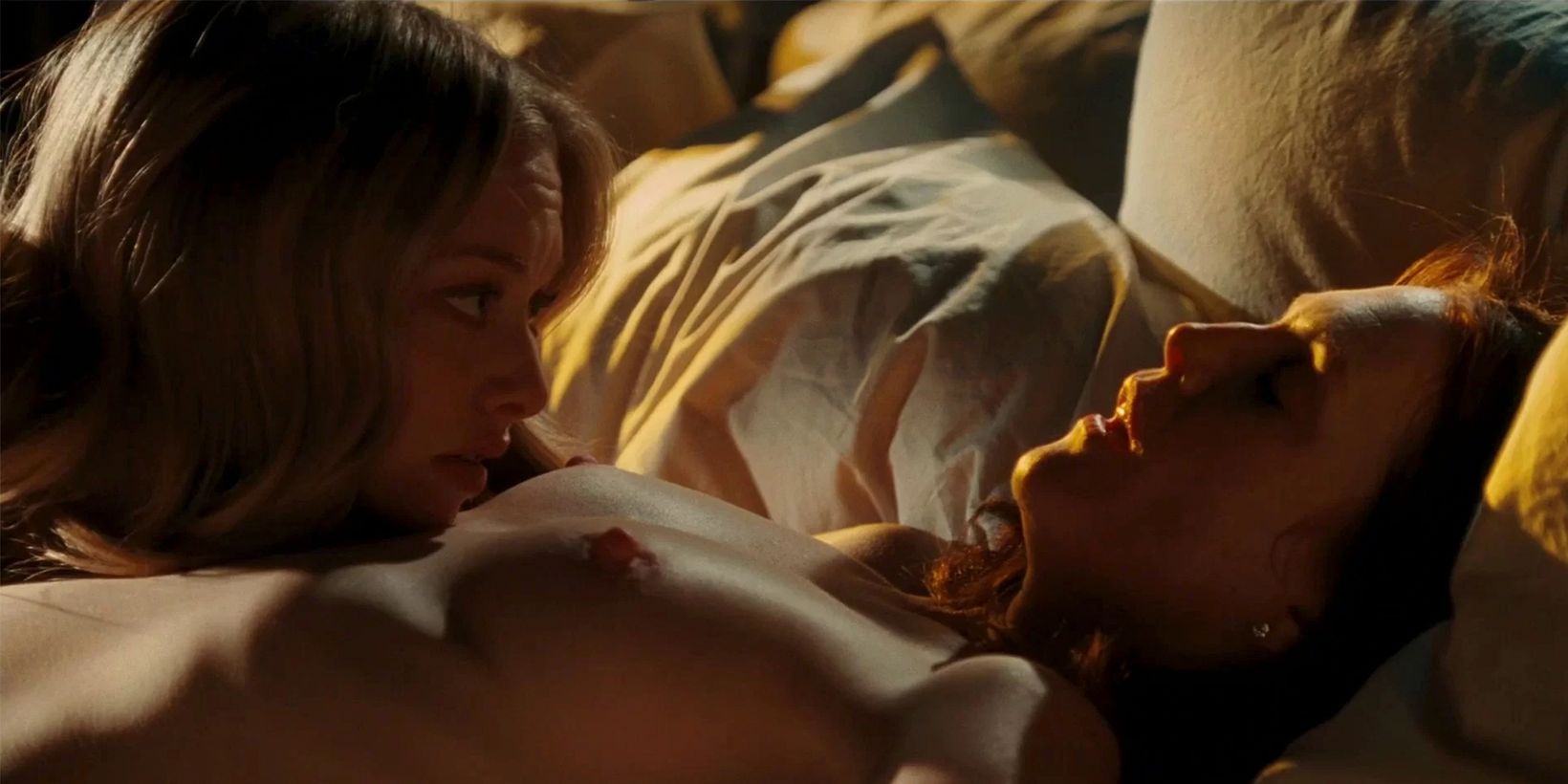 Amanda Seyfried og Julianne Moore i Chloe