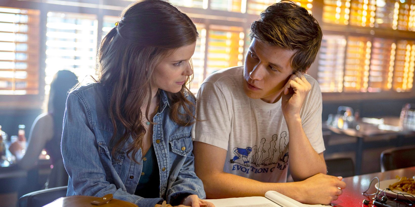 Kate Mara og Nick Robinson i A Teacher