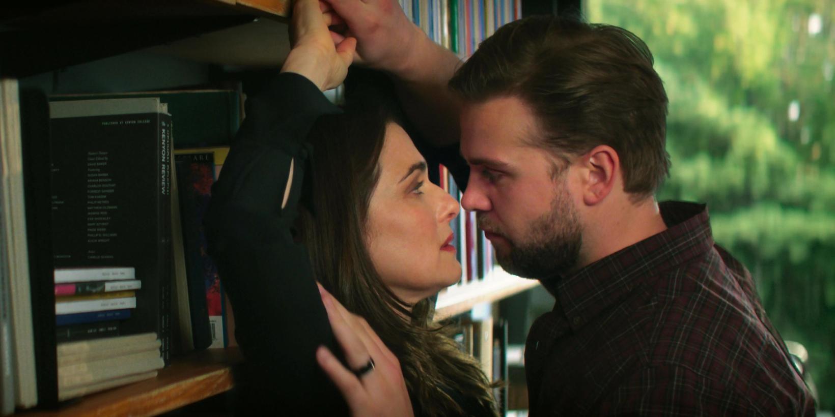 Rachel Weisz og Leo Woodall i Vladimir