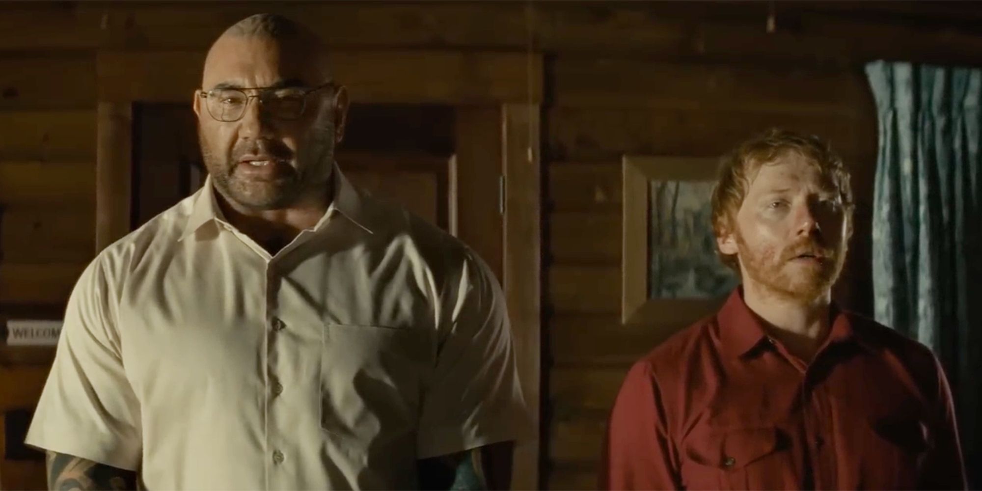 Dave Bautista og Rupert Grint i Knock at the Cabin