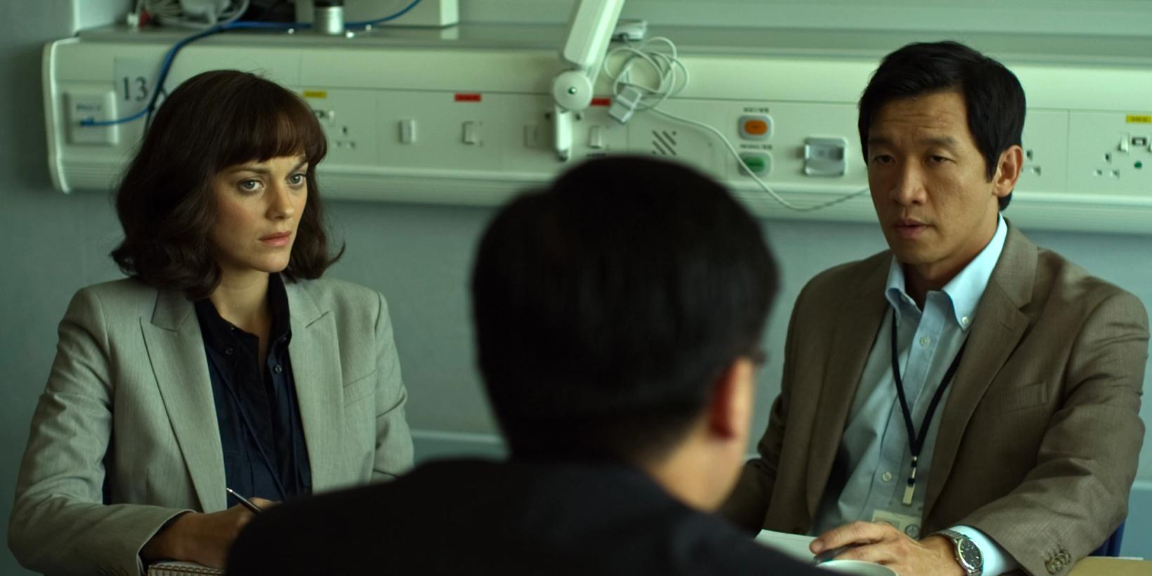 Marion Cotillard og Chin Han i Contagion