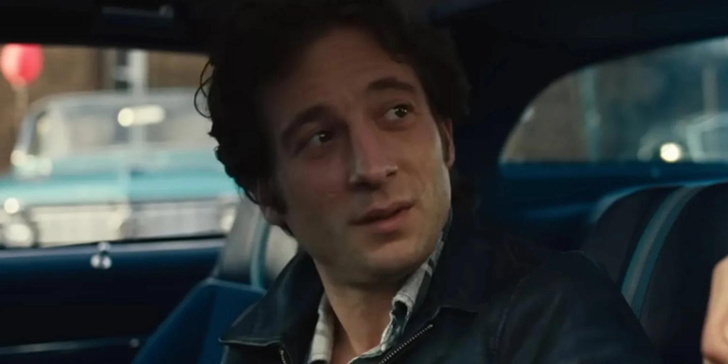 Jeremy Allen White som Bruce Springsteen
