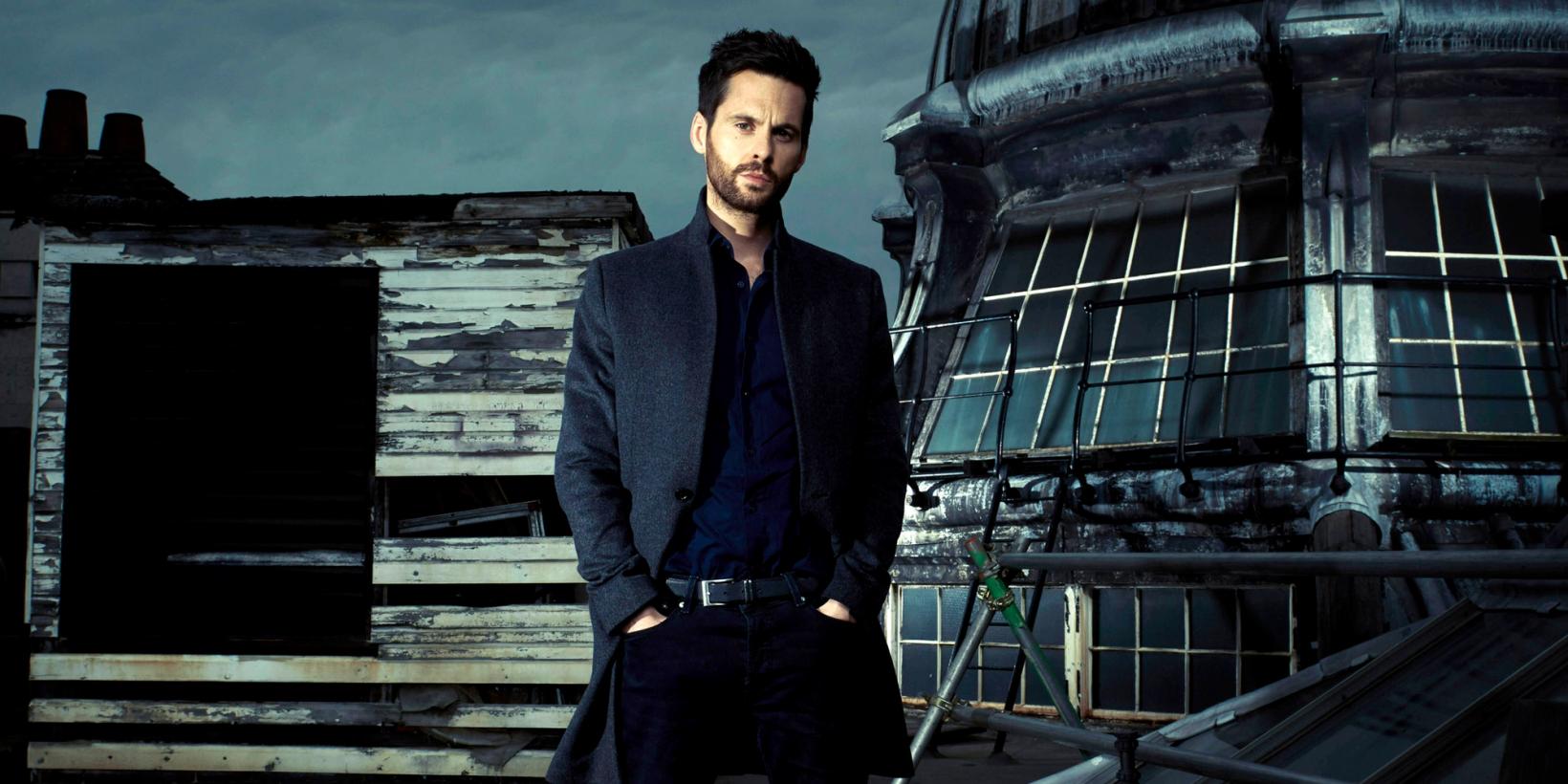 Tom Riley i Dark Heart/Sort sinn