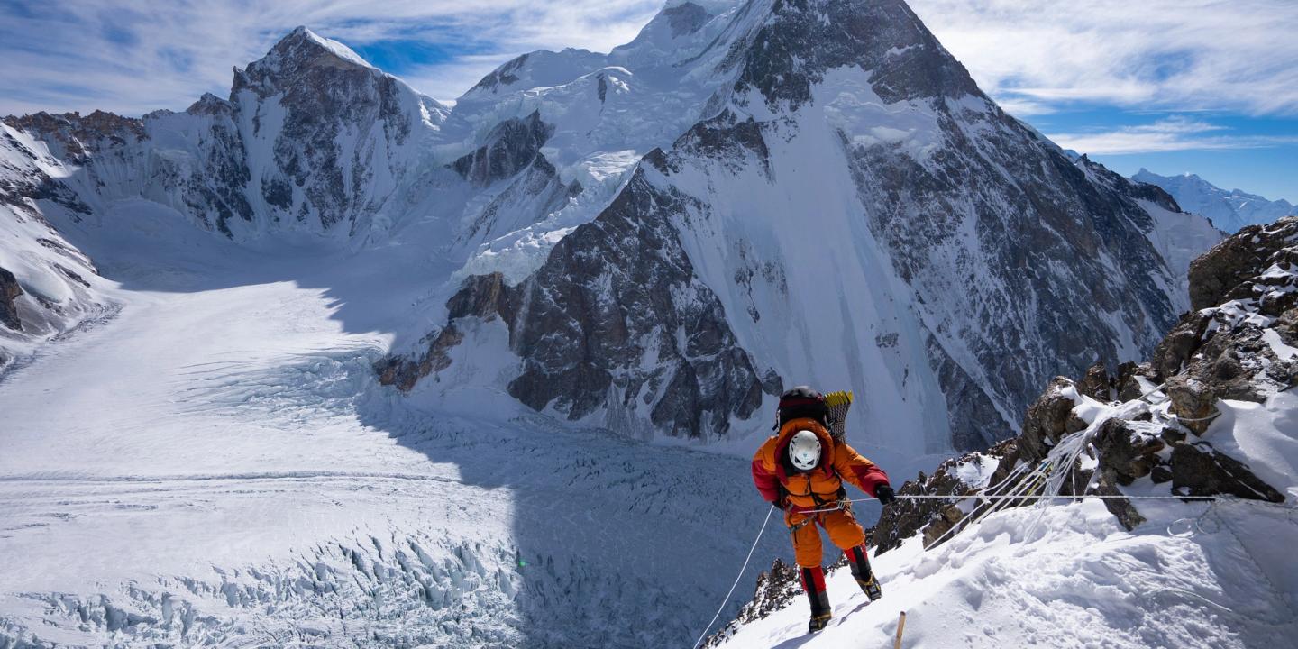 Stillbilde fra The Last First: Winter K2