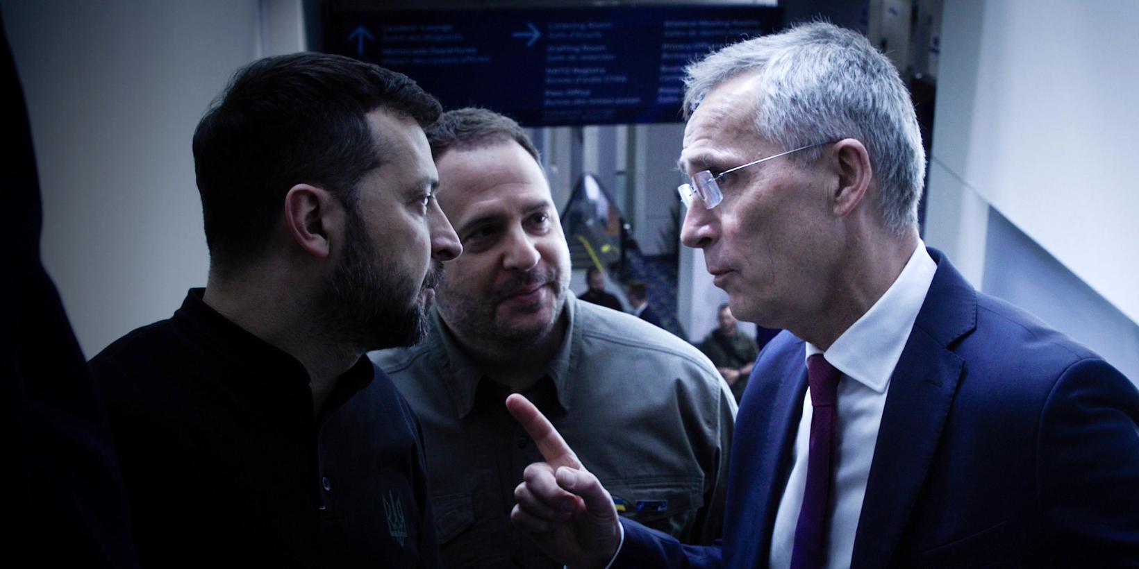 Stoltenberg - Facing War