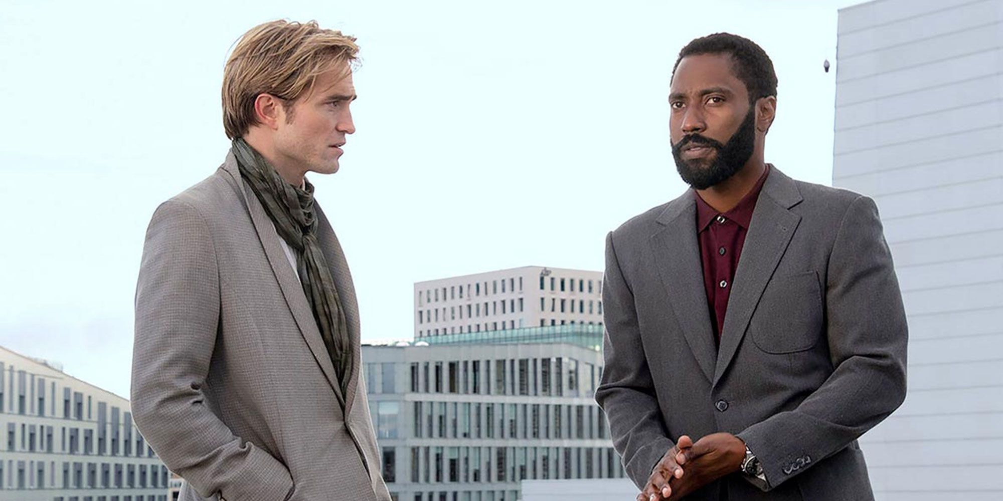 Robert Pattinson og John David Washington i Tenet