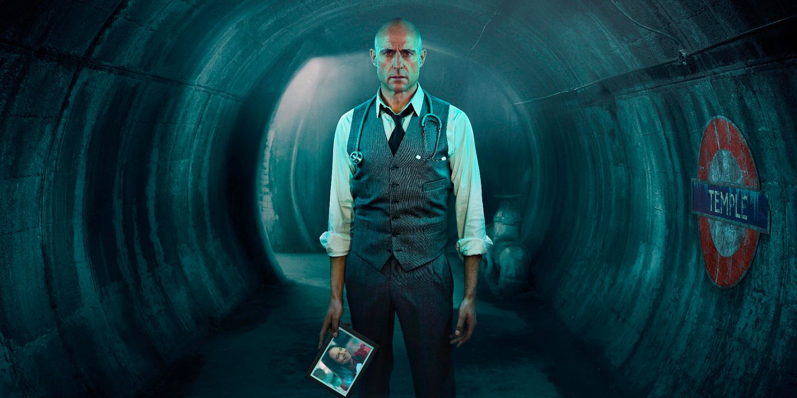 Mark Strong i Temple