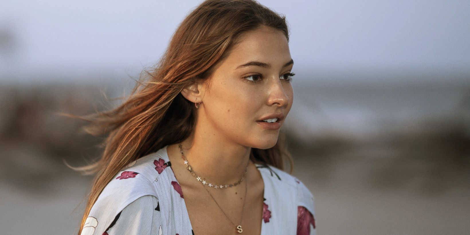 Madelyn Cline i Outer Banks