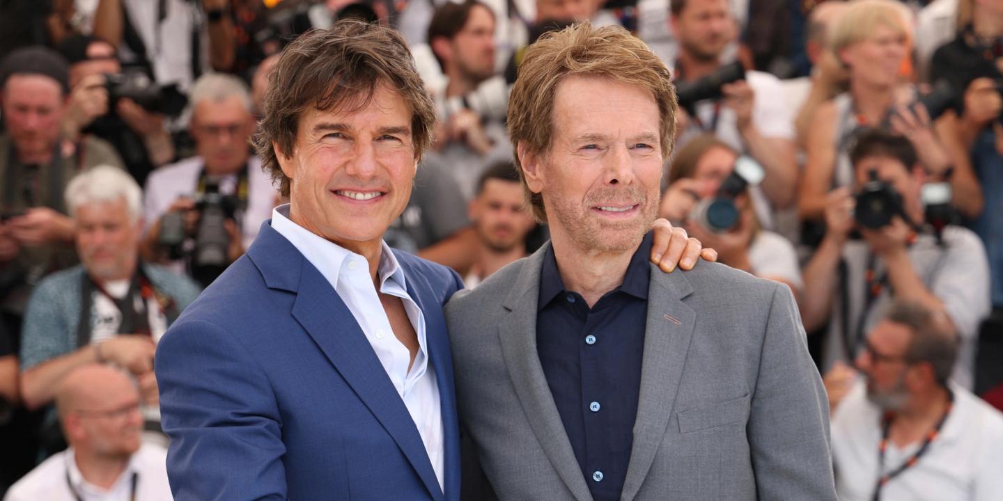 Tom Cruise og Jerry Bruckheimer under premieren på "Top Gun: Maverick".