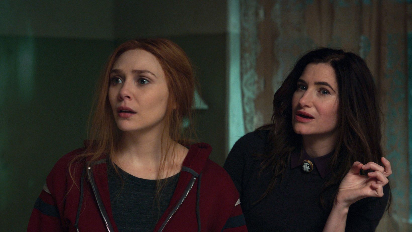 Elizabeth Olsen og Kathryn Hahn i WandaVision