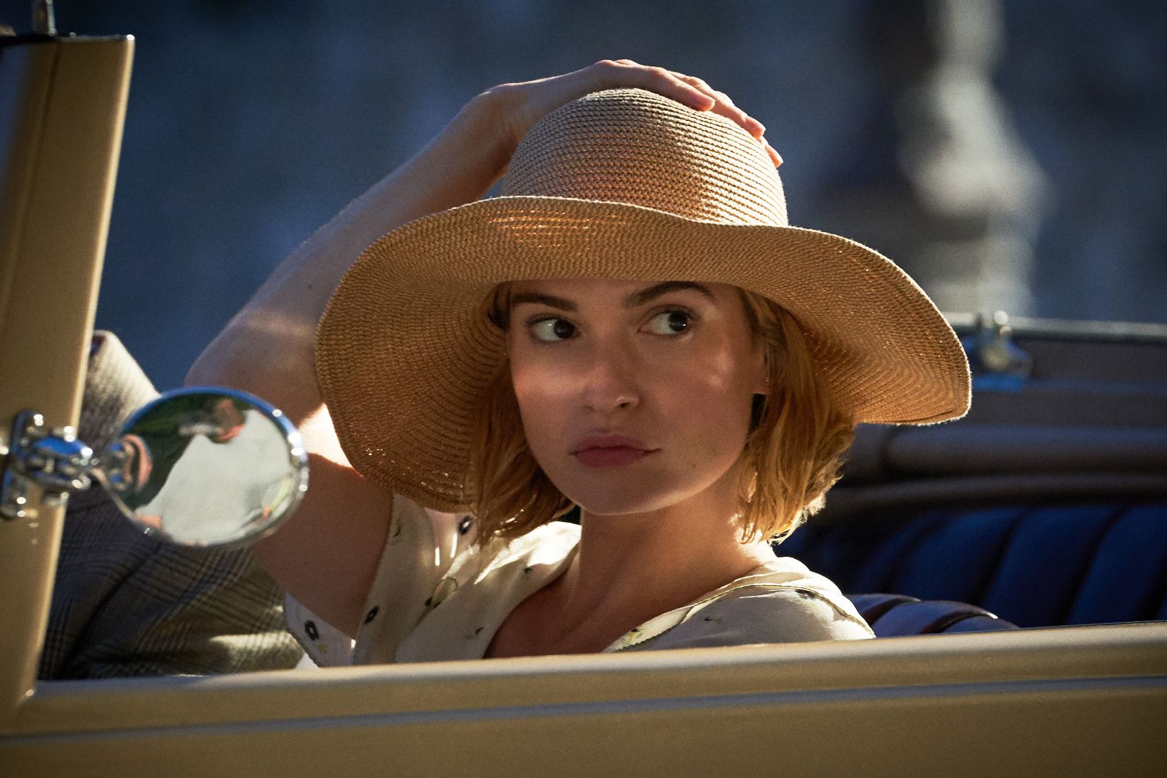 Lily James i Rebecca