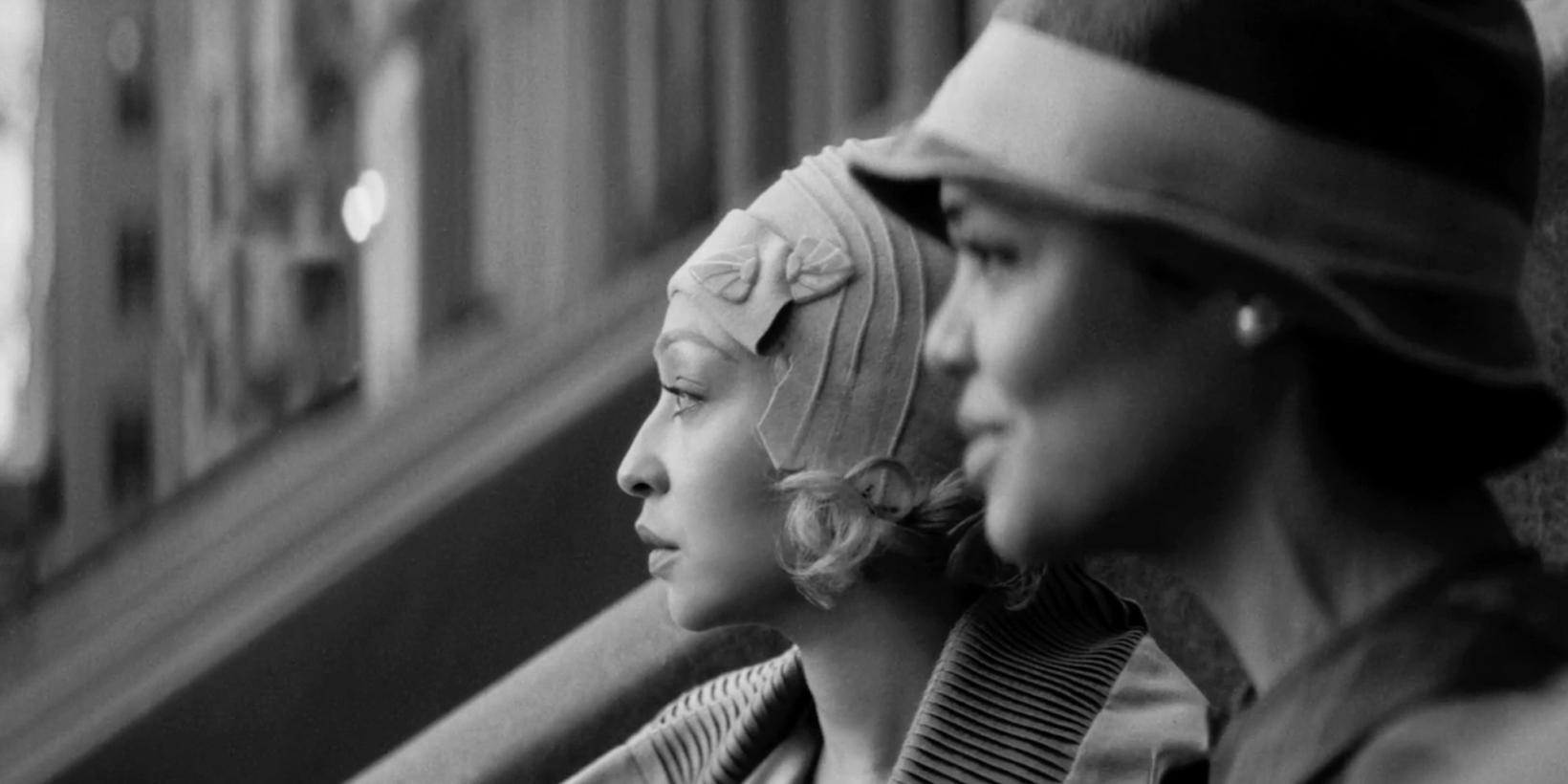 Ruth Negga og Tessa Thompson Passing/Dobbeltliv