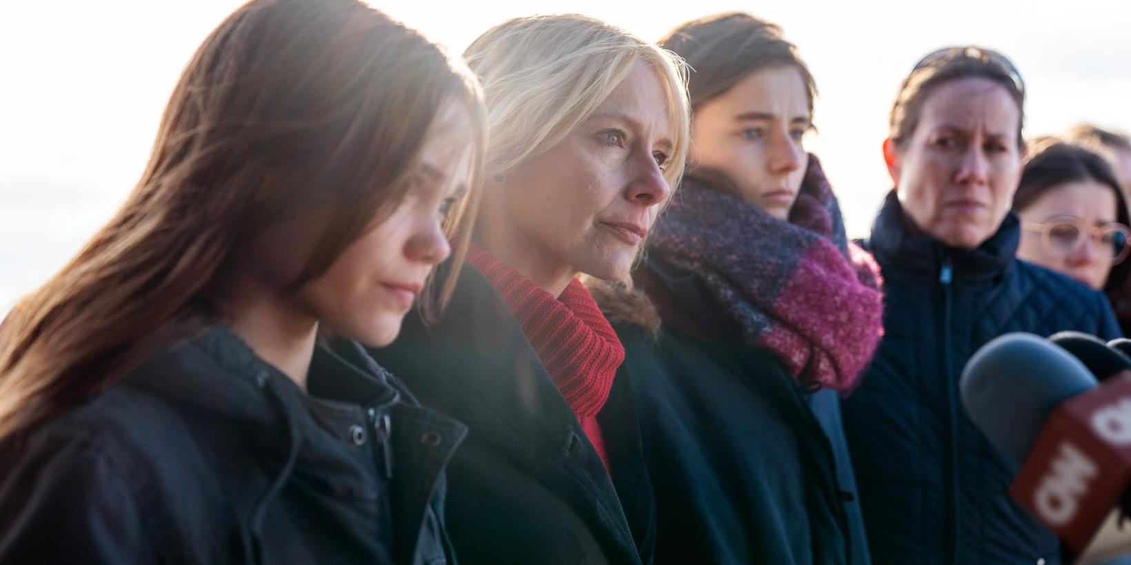 Amy Ryan i Lost Girls