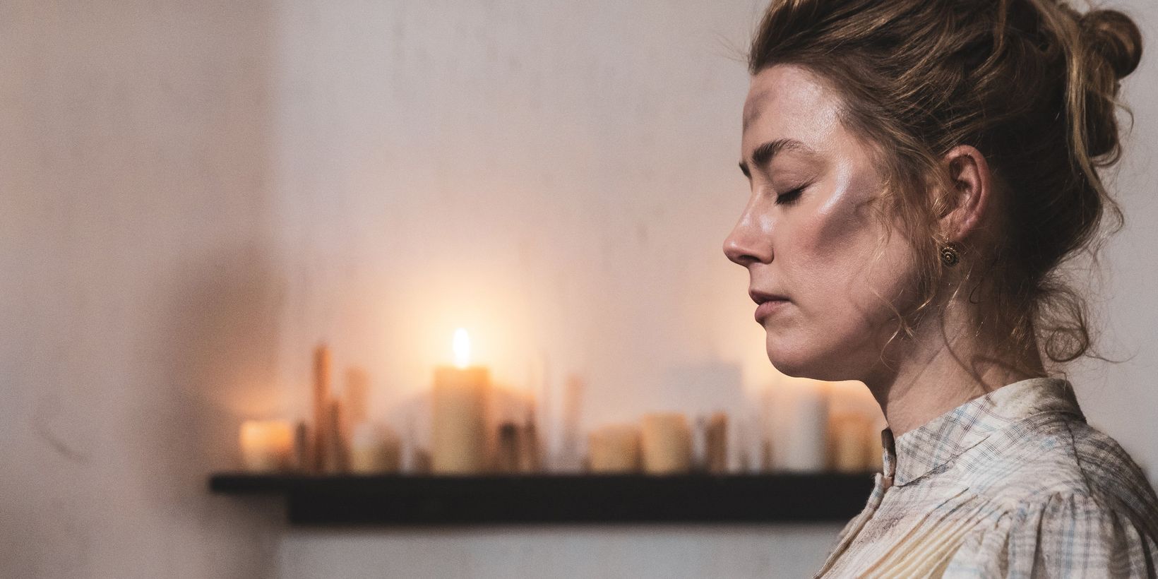 Amber Heard i In the Fire
