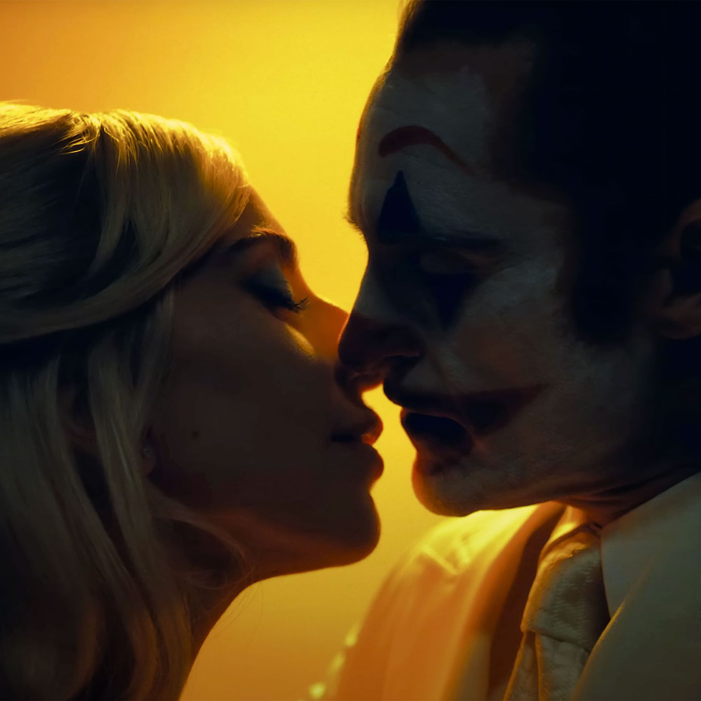 Lady Gaga og Joaquin Phoenix i første trailer til Joker: Folie à Deux