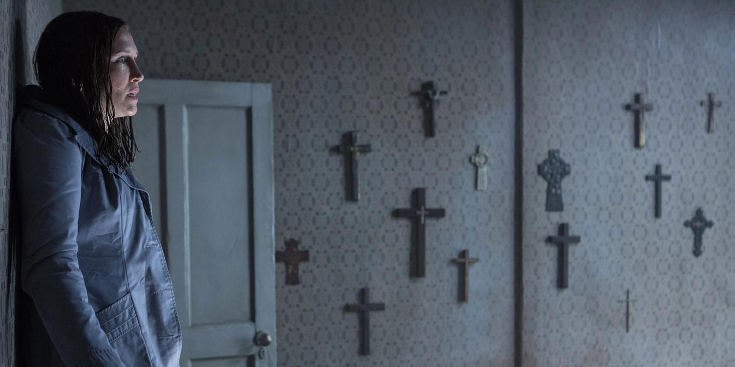 Vera Farmiga i The Conjuring 2