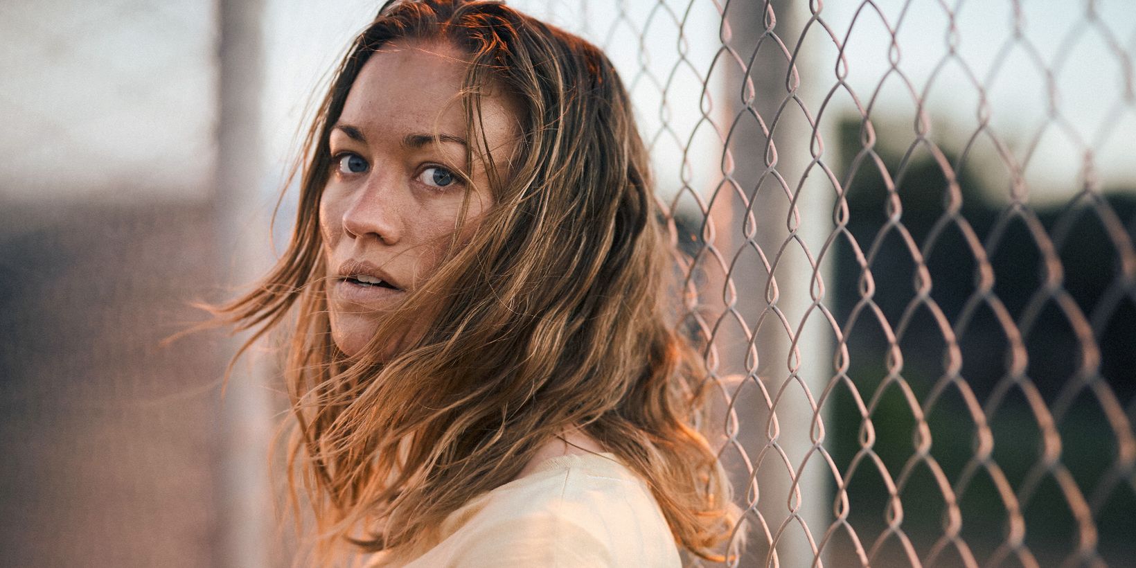 Yvonne Strahovski i Stateless