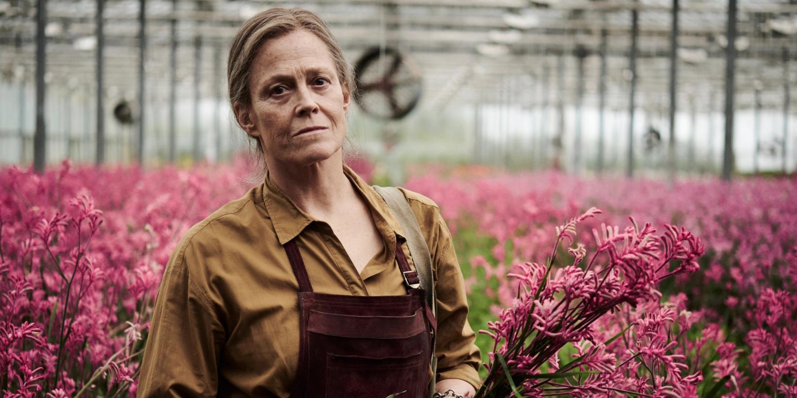 Sigourney Weaver i The Lost Flowers of Alice Hart