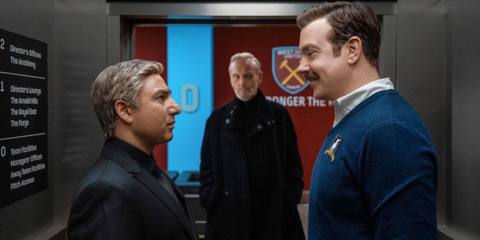 Nick Mohammed og Jason Sudeikis i Ted Lasso sesong 3