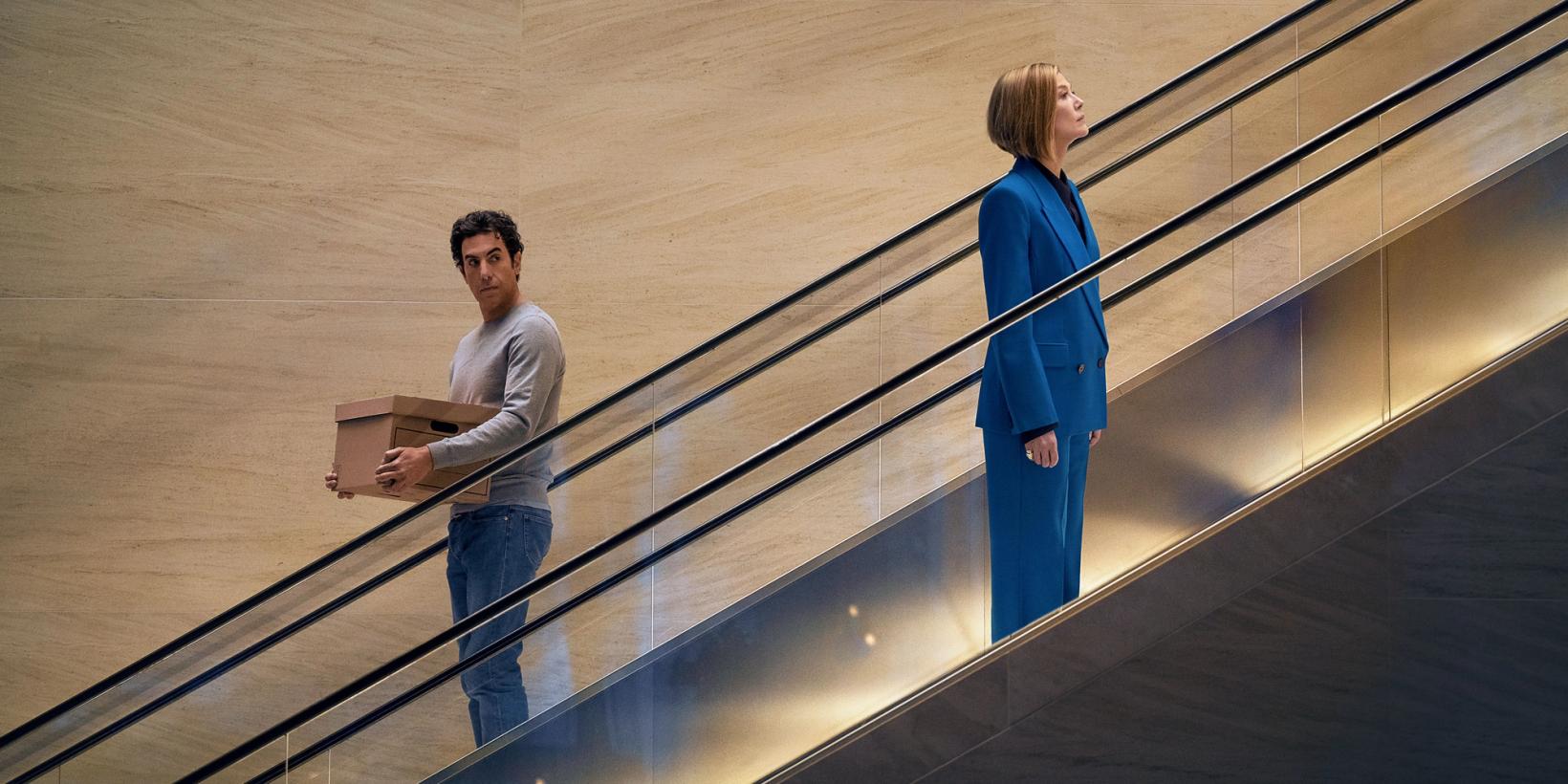 Sacha Baron Cohen og Rosamund Pike i Ladies First