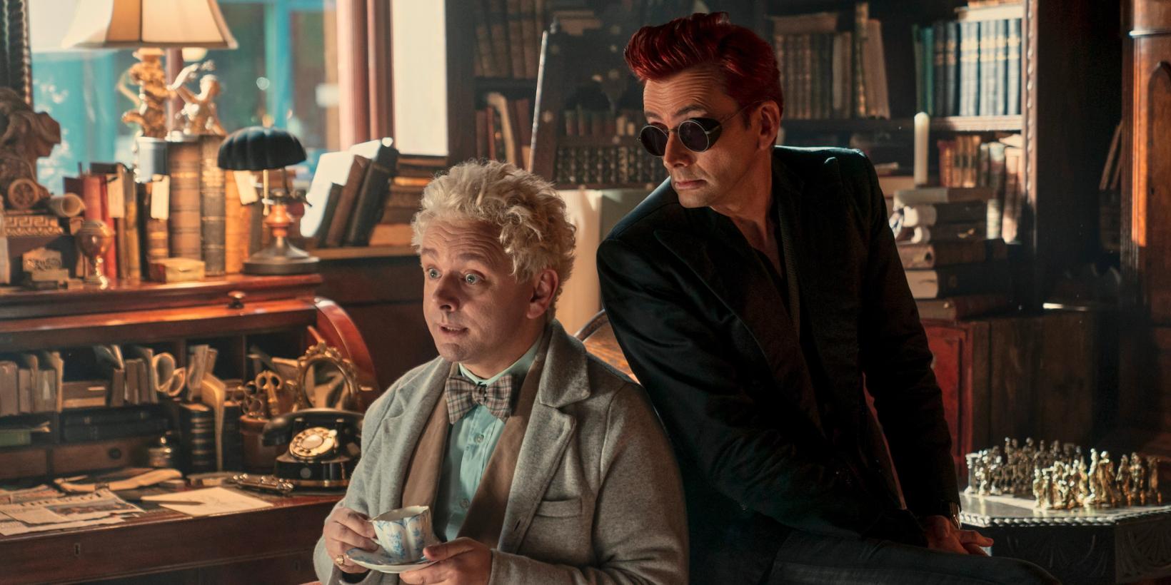 Martin Sheen og David Tenant i Good Omens sesong 2