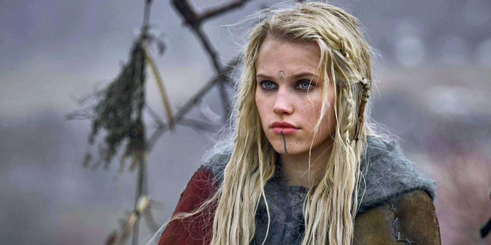 Thea Sofie Loch Næss i The last Kingdom/Det siste kongeriket sesong 3