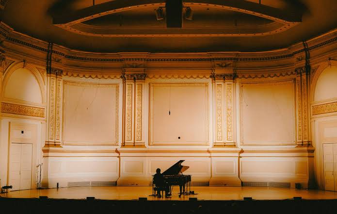 Bilde fra 'Cameron Winter at Carnegie Hall'
